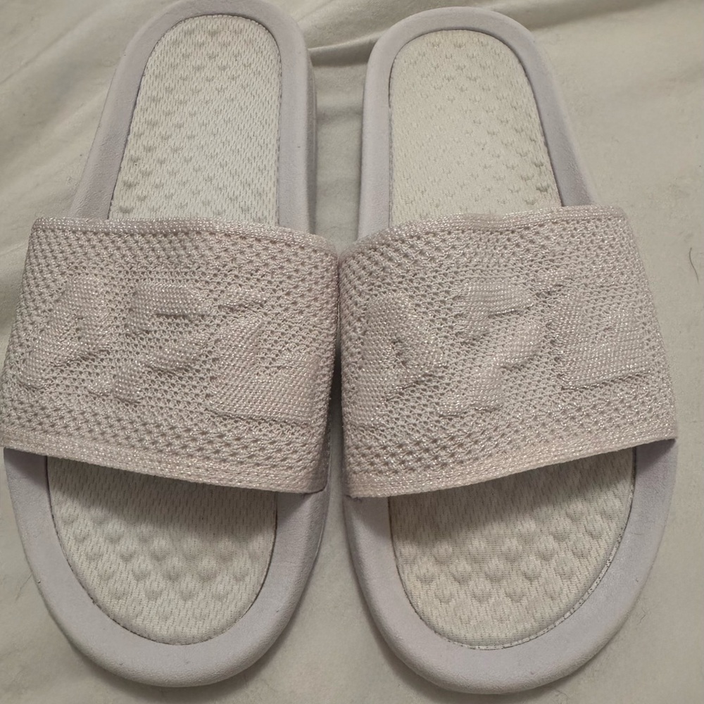 APL Women’s Big Logo TechLoom Slide